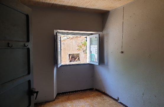 Chalet in street Villanueva, Candamo