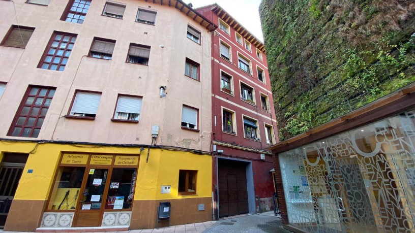 Piso de 78m² en calle Eloy Martino, Aller, Asturias