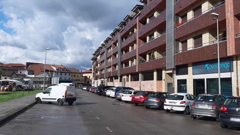 Locaux commerciaux de 3017m² dans rue Alejandro Casona, Villaviciosa, Asturias