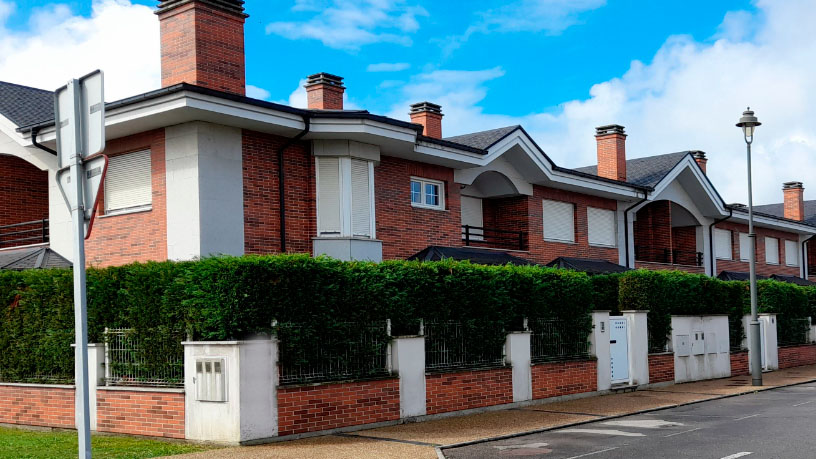 Maison de ville de 199m² dans avenue Avenida De Los Balagares, Corvera De Asturias, Asturias