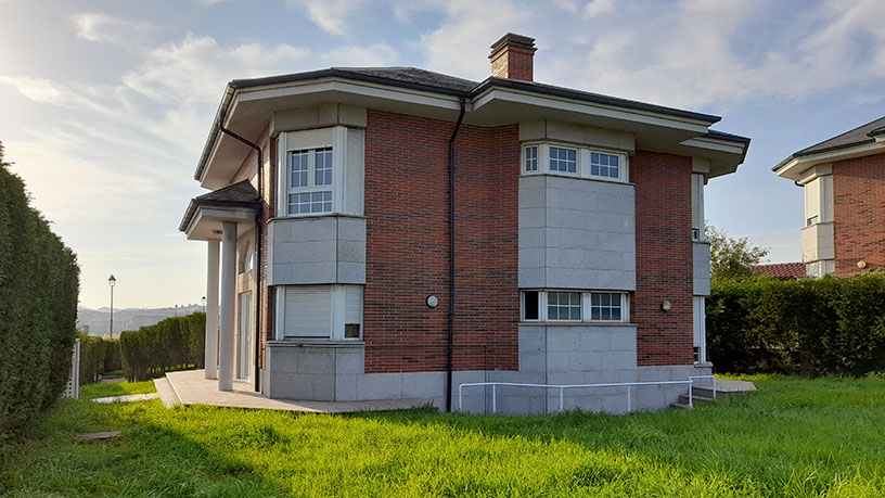 Maison de ville de 344m² dans rue Avenida De Los Balagares, Corvera De Asturias, Asturias