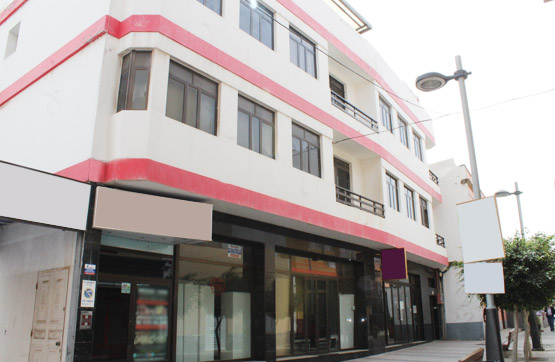 Commercial premises on street Cruz De Ayala, Telde