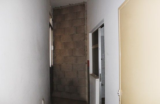 Commercial premises on street Cruz De Ayala, Telde