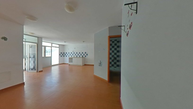 Piso de 75m² en calle El Cangrejo, Oliva (La), Las Palmas