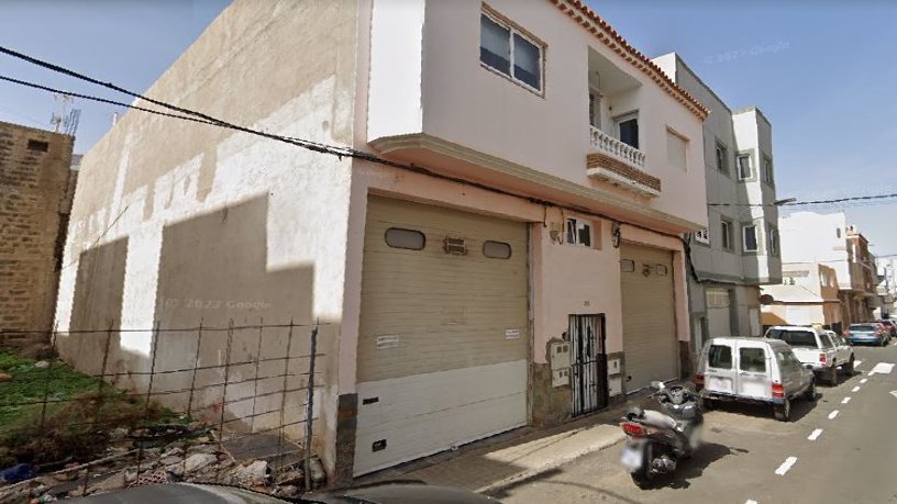 Piso en venta en calle Ribera, Santa Lucía De Tirajana, Las Palmas De Gran Canaria