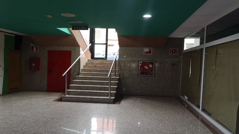 Local comercial en avenida De Canarias, Santa Lucía De Tirajana