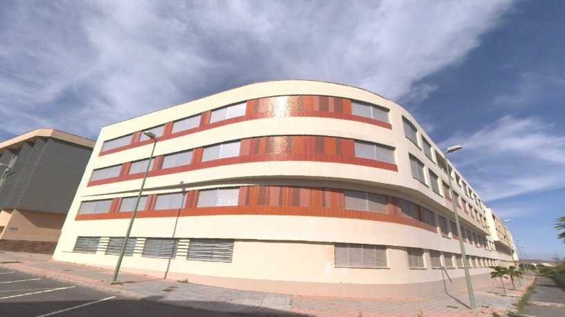 Piso de 71m² en calle Padre Manjon, Santa Lucía De Tirajana, Las Palmas