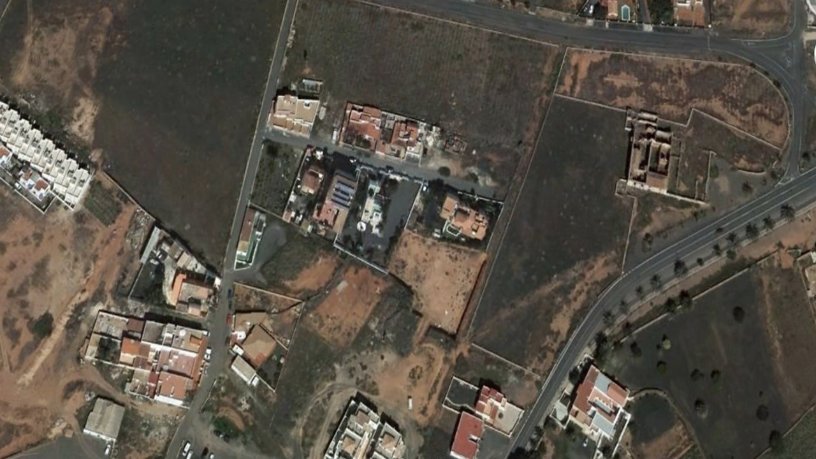 Suelo urbano de 6163m² en calle El Caño, Oliva (La), Las Palmas