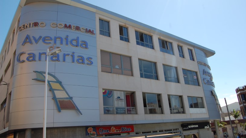 Local comercial de 118m² en avenida De Canarias Nº262-264, Santa Lucía De Tirajana, Las Palmas