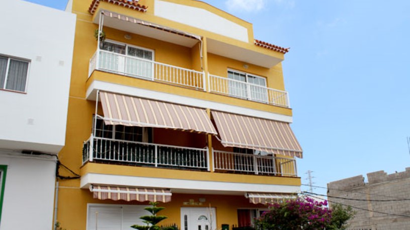 Flat on street Flor Del Sur (Guargacho)-, Arona