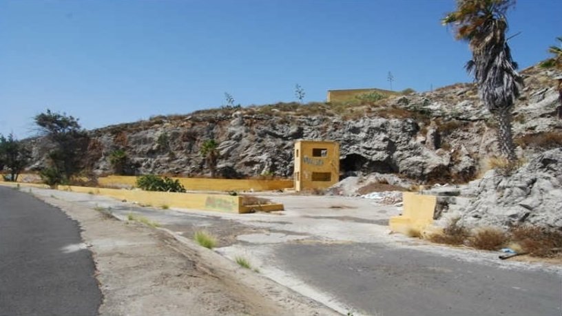 1969m² Developable land on street Azucena, Santa Cruz De Tenerife