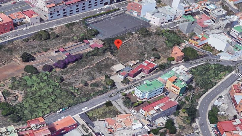 Terrain aménageable de 2382m² dans rue Prudencio Tadeo, Santa Cruz De Tenerife