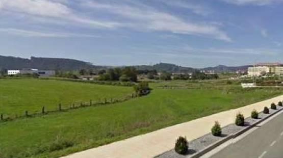 Terrain aménageable de 17405m² dans quartier San Julero, Torrelavega, Cantabria