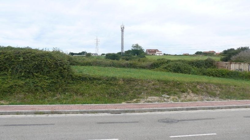 Suelo urbanizable de 58834m² en  Aviche (Sitio La Campiza, Suelo 6.a-6), Santander, Cantabria