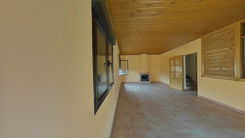 Maison de 247m² dans rue Montesinos, Ossa De Montiel, Albacete