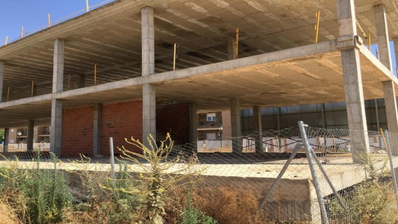 Travail arrêté dans rue Tarazona, Gineta (La), Albacete