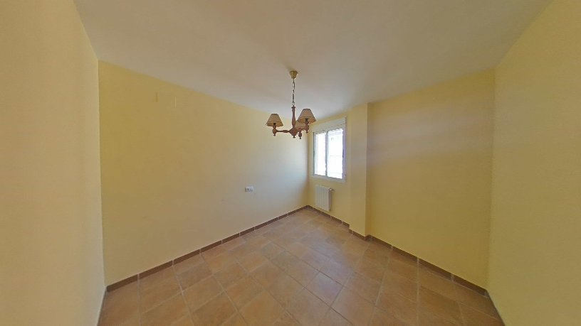 Piso de 115m² en calle Larga, Enguídanos, Cuenca