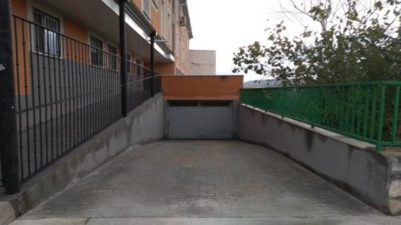 Parking space in street Hornillos, Arcas, Cuenca