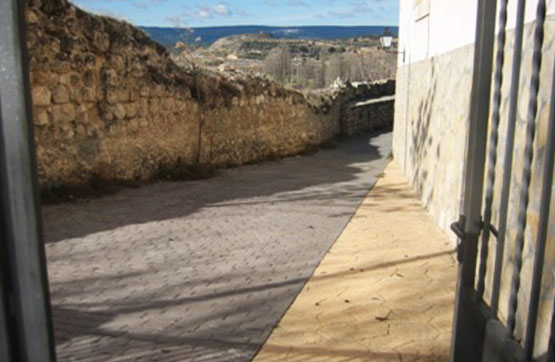 Parking space on street Palacio, Pareja