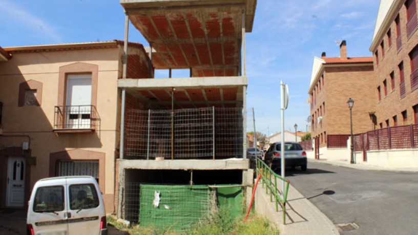 Place de stationnement de 34m² dans rue Maestro Amores, Yunquera De Henares, Guadalajara