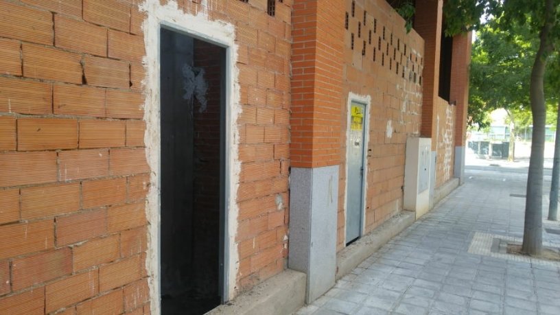 Local comercial de 220m² en calle Francia, Azuqueca De Henares, Guadalajara