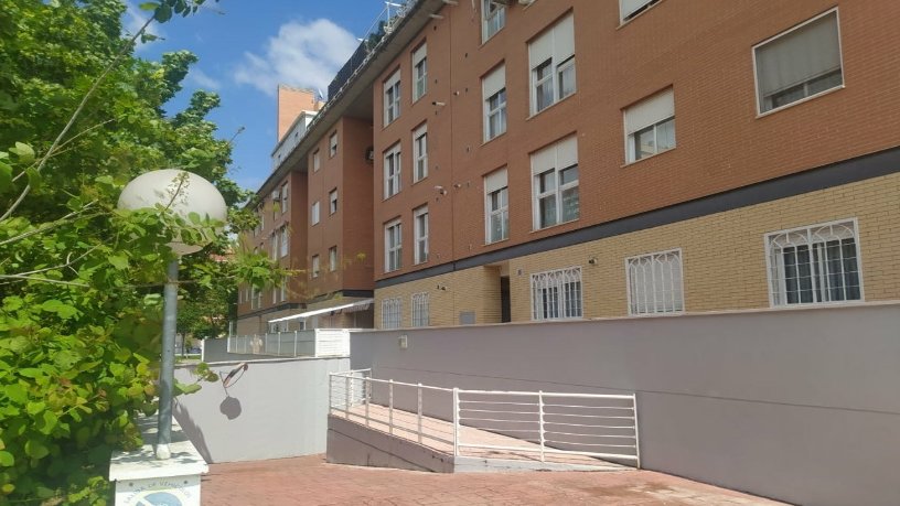 Plaza de garaje de 23m² en calle Clara Campoamor, Azuqueca De Henares, Guadalajara