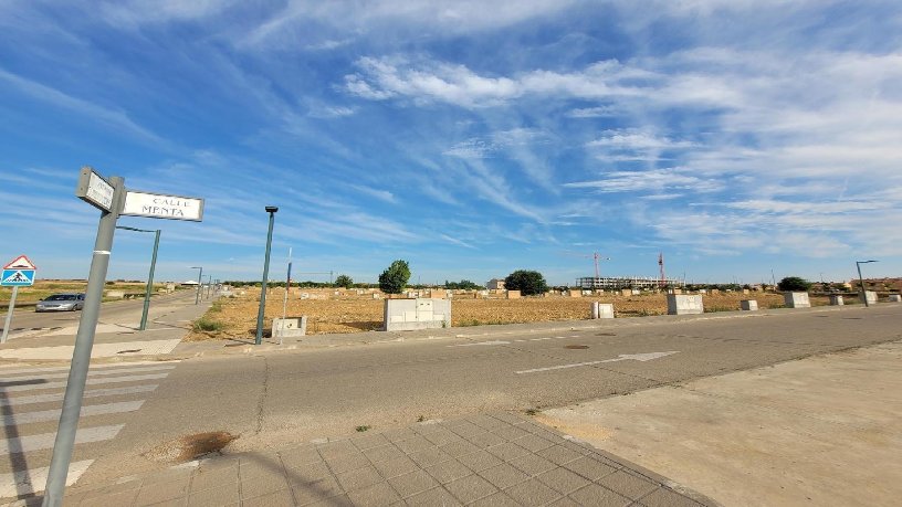 Terrain urbain de 299m² dans avenue Sp Pp 51, Marchamalo, Guadalajara