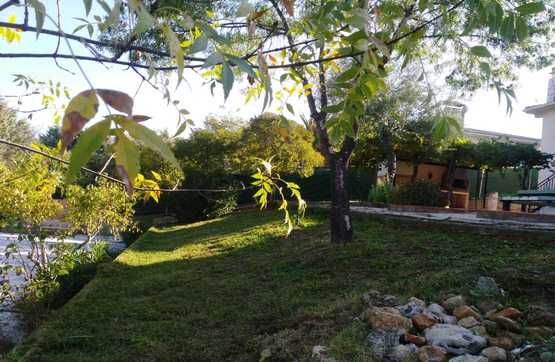 Chalet in street Mariano Benlliure -- Parcela 1.106 -, Casar De Escalona (El)