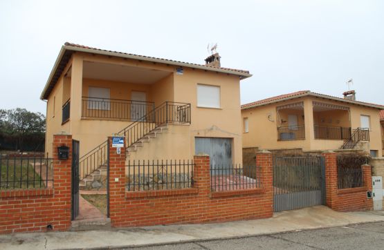 Chalet de 185m² en calle Barcelona, Casar De Escalona (El), Toledo