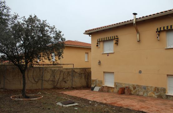 Chalet de 185m² en calle Barcelona, Casar De Escalona (El), Toledo