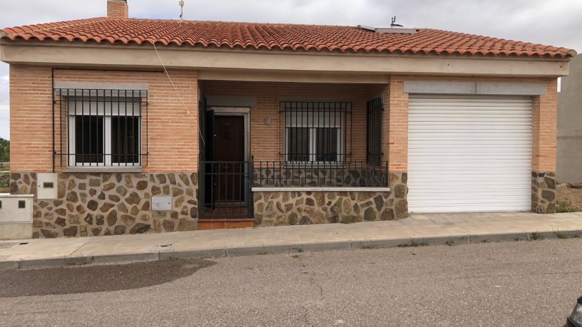 Chalet de 123m² dans rue Garcia Marquez, Mora, Toledo