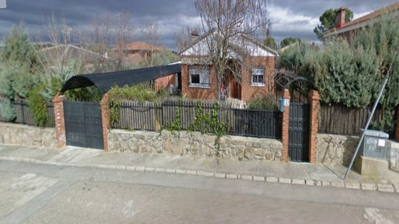 Chalet de 98m² en calle Daoiz Y Velarde, Escalona, Toledo