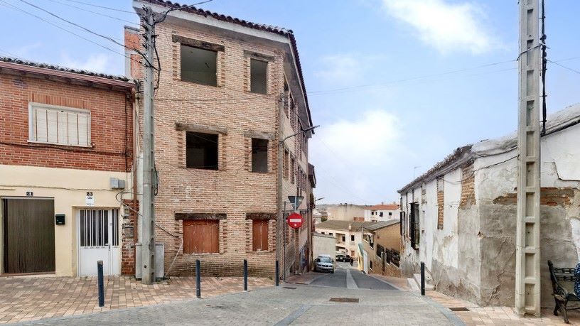 Work stopped in street Herrera Esq. Cl.palacios, Casarrubios Del Monte