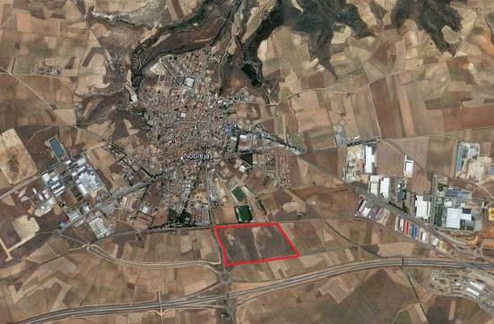 Suelo urbanizable de 98832m² en sector Los Gorriones, Parcela P1, Noblejas, Toledo