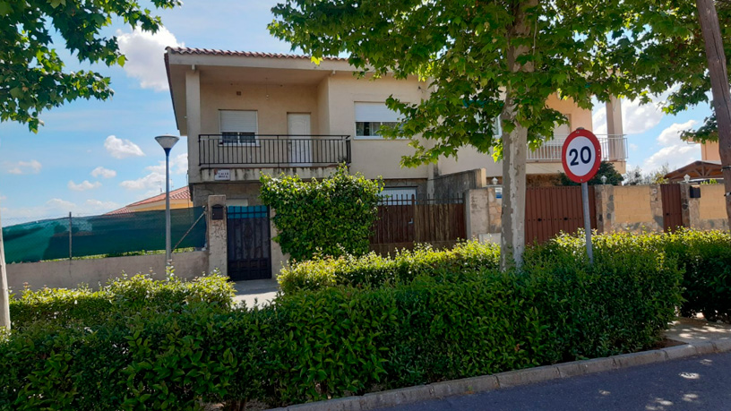 195m² Semi-detached house on street Finca Monteviejo 2 Parcela 154, Camarena, Toledo