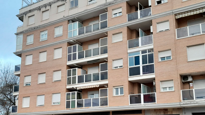 Locaux commerciaux de 1000m² dans rue Calera, Talavera De La Reina, Toledo