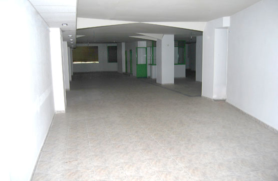 Local comercial de 35m² en calle De Los Platanos, Arévalo, Ávila