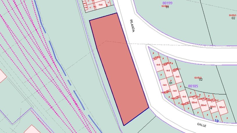 Terrain urbain de 2078m² dans rue Irlanda, Ávila