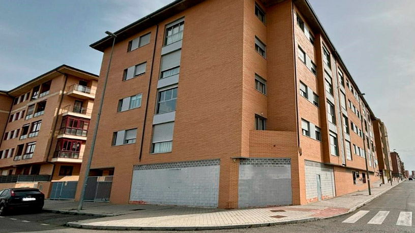 Plaza de garaje en calle Calendula, Ávila