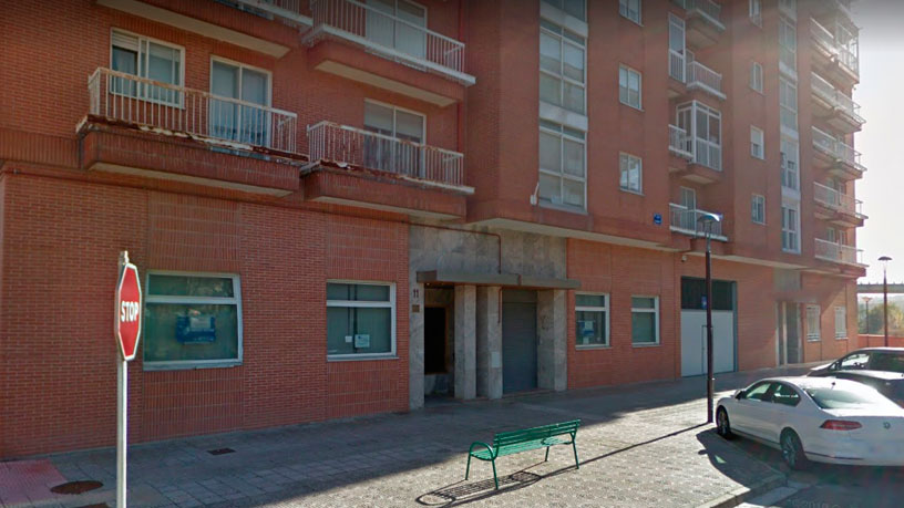 Local comercial de 430m² en calle De Europa, Burgos