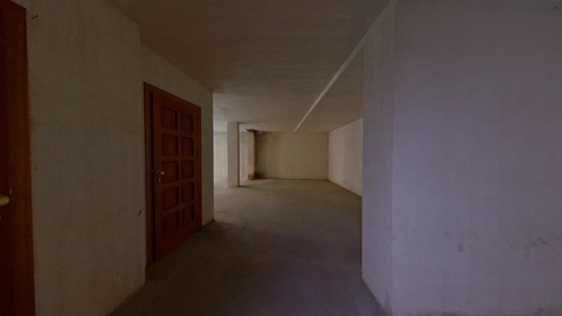 Commercial premises on street Fernan Gonzalez, Burgos