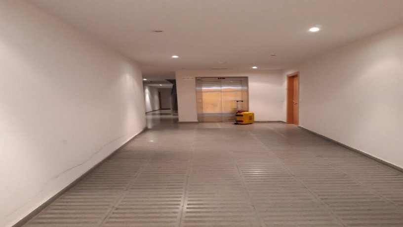 Plaza de garaje de 30m² en calle Conde Lucanor, Burgos