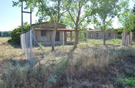 Otros  en carretera Valencia De Don Juan, Villamañán