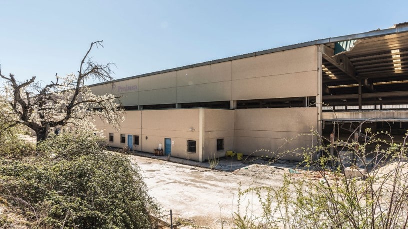 Entrepôt industriel de 13400m² dans rue Vilela,pg 28 Parcela 5, Villafranca Del Bierzo, León