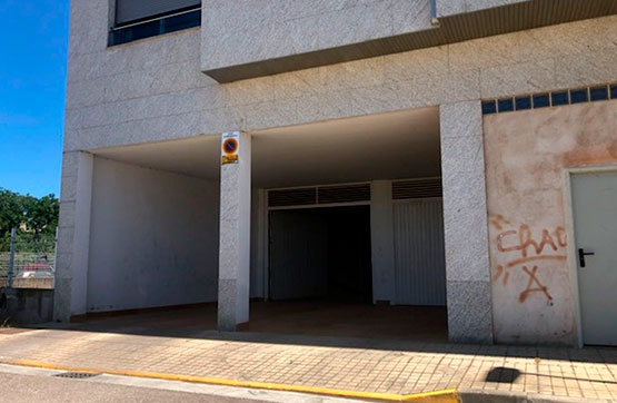 Parking space  on avenue Portugal, Ponferrada