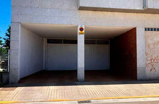Parking space in avenue Portugal, Ponferrada, León