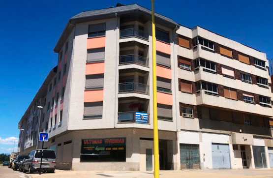 Parking space  on avenue Portugal, Ponferrada