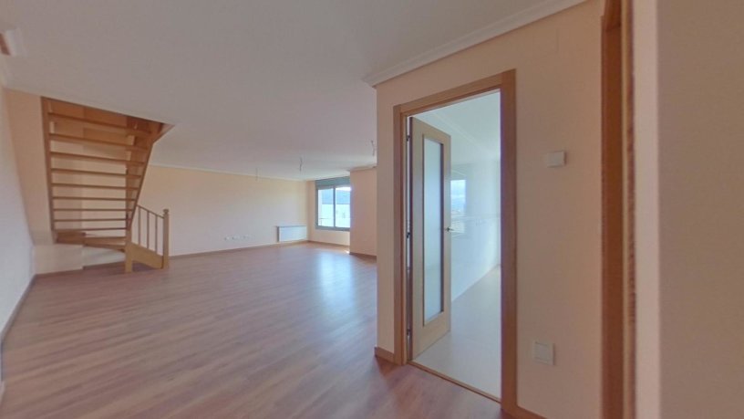 Piso de 162m² en calle Teruel, Ponferrada, León