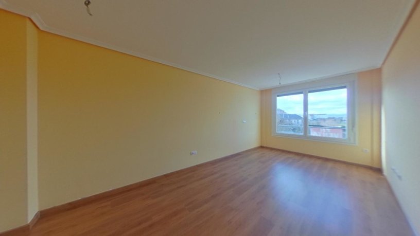 Appartement de 132m² dans rue Teruel, Ponferrada, León