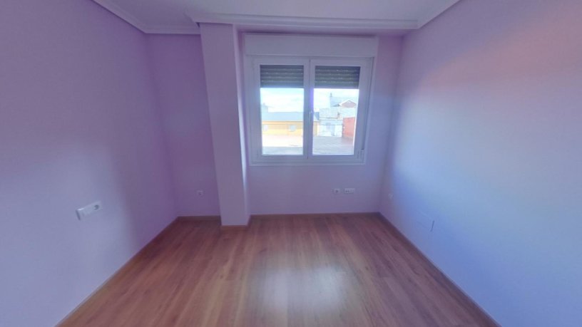 Appartement de 132m² dans rue Teruel, Ponferrada, León